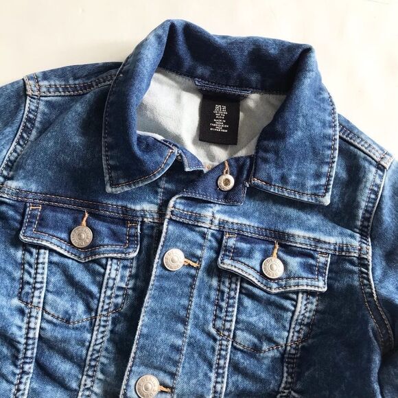 H&M soft denim acid wash jean jacket EUC 5-6Y - Picture 2 of 6